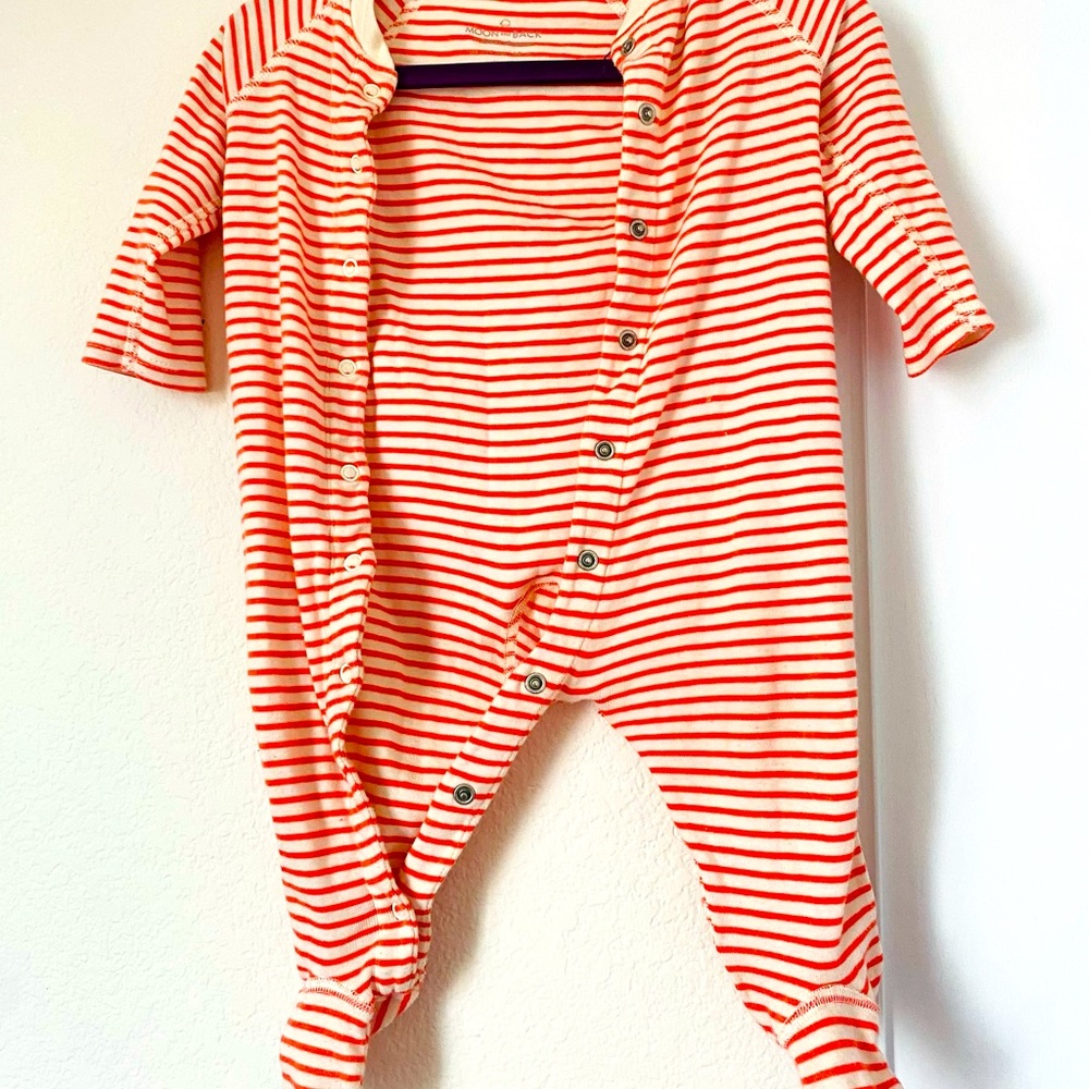 Moon And Back by Hanna Andersson orange and white strip in 3-6 M.
